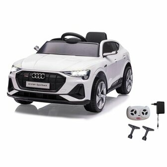 Accuvoertuig Audi E-tron Sportback Wit - 12V 2,4GHz