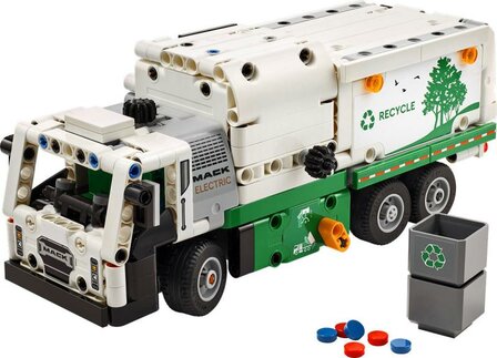 LEGO Technic Mack LR Electric vuilniswagen