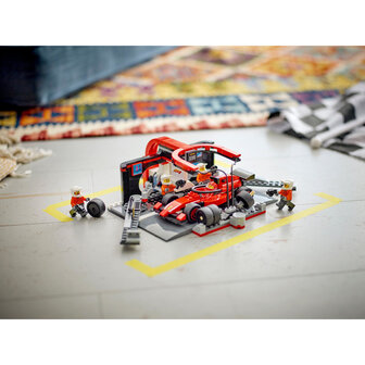 LEGO City F1 pitstop en pitcrew met Ferrari