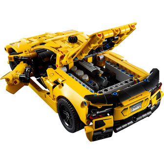 LEGO Technic Chevrolet Corvette Stingray