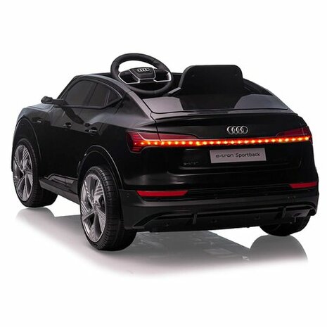 Accuvoertuig Audi E-tron Sportback Zwart - 12V 2,4GHz