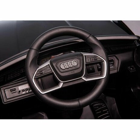 Accuvoertuig Audi E-tron Sportback Zwart - 12V 2,4GHz