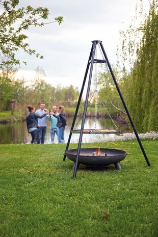 BBQ TRIPOD