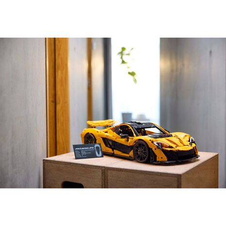 LEGO Technic McLaren P1