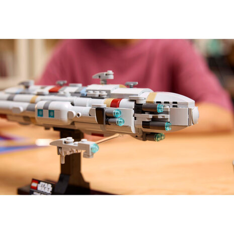 LEGO Star Wars Home One Starcruiser