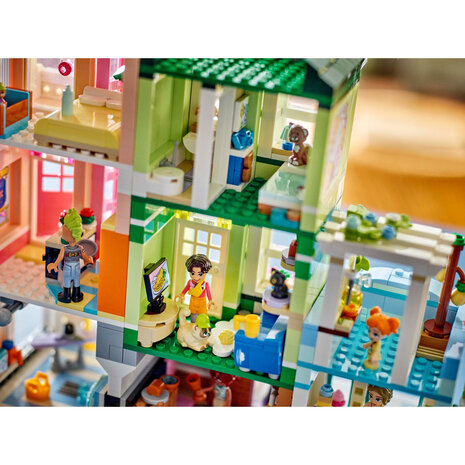 LEGO Friends Heartlake City appartementen en winkels