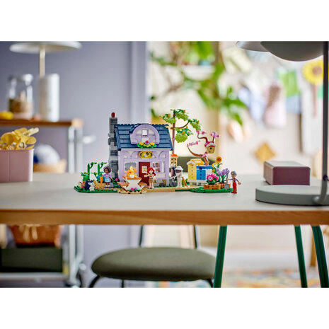 LEGO Friends Imkershuis en bloementuin